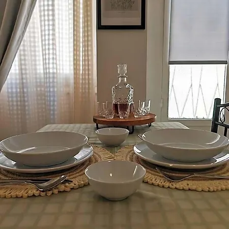 Leo's And Xerxes' Place 4*